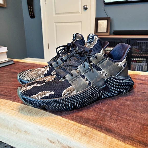 Undefeated Adidas Prophere Tiger Camo - Picture 4 of 6